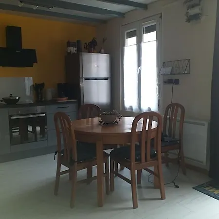 Maison De Avec Patio Holiday home